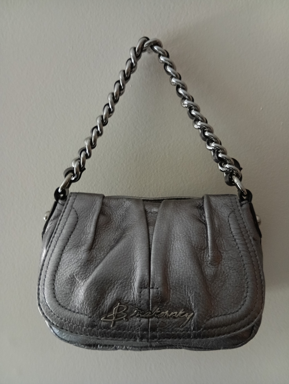 Very Cute MINI DINNER Silver Leather Chain-Handle Shoulder Bag 👌